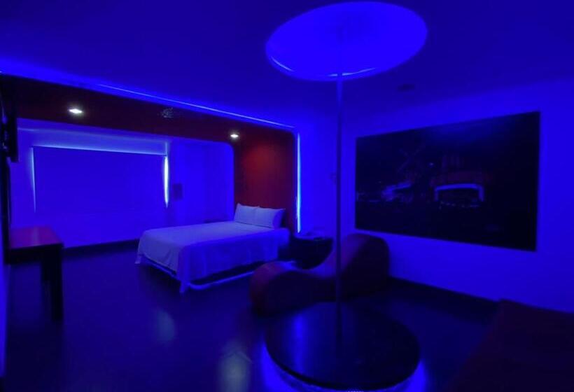 スーペリアールーム, Autohotel Frances