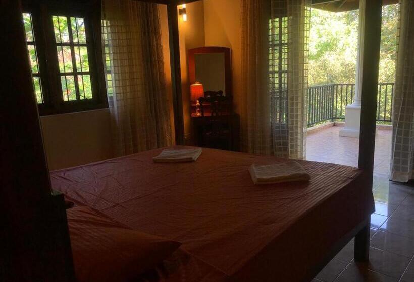 Номер Стандарт с Балконом, Marigold Apart Hotel Negombo