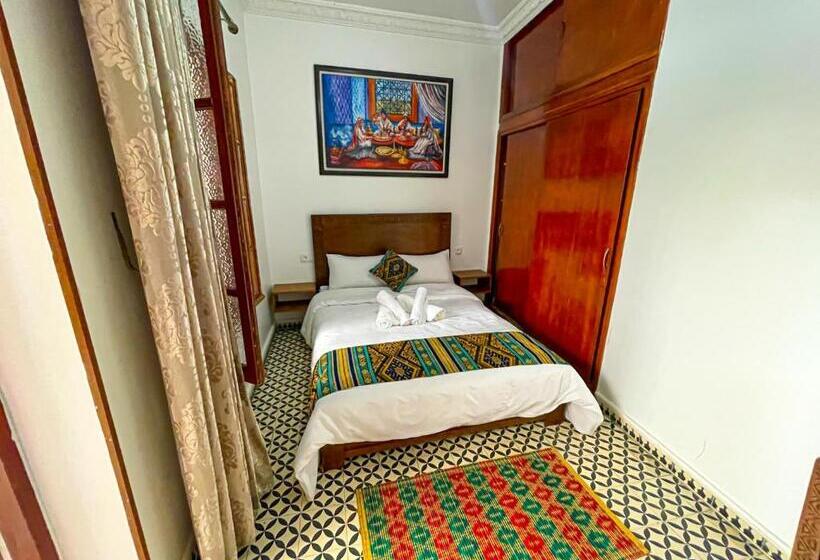 标准间, Riad El Wazzania