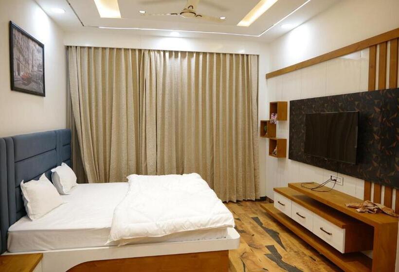 스위트, Panache The Escape   Home Stay