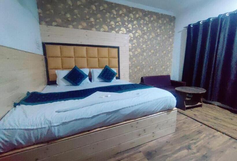 Номер Стандарт, Silverinnkashmir
