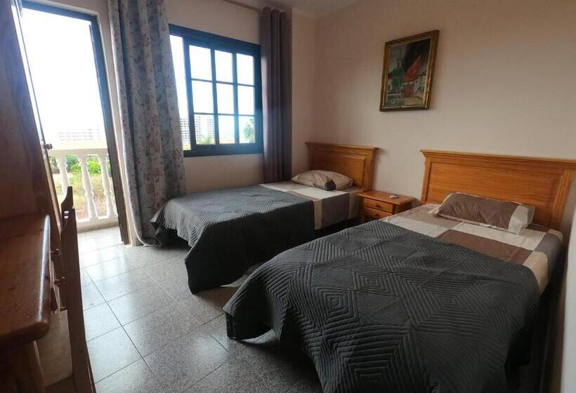 Номер Стандарт Вид на Море, Twin Room At Villa Lila