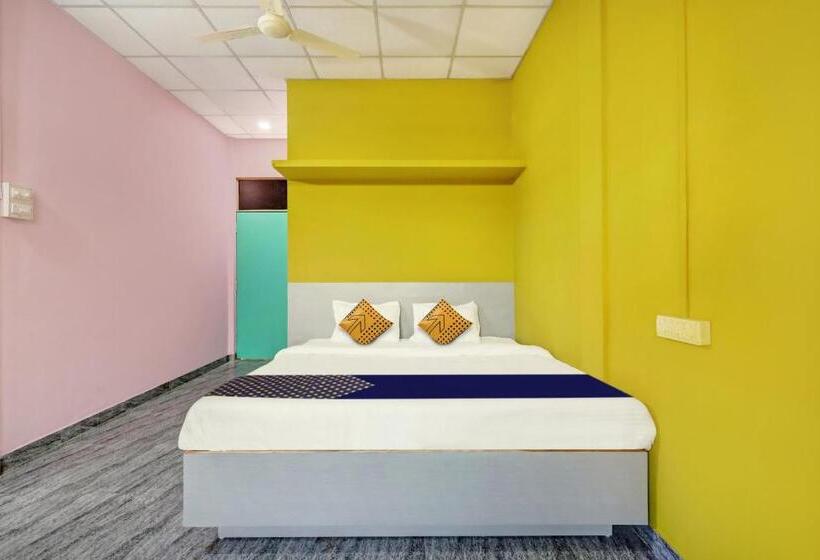 اتاق کلاسیک سه تخته, The Farmhouse Inn