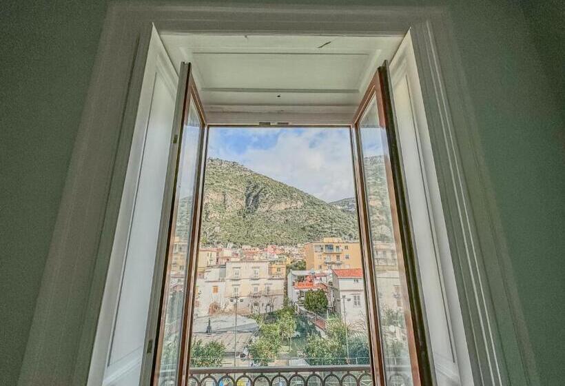 Номер Стандарт Трехместный, Vanvitelli Palace B&b