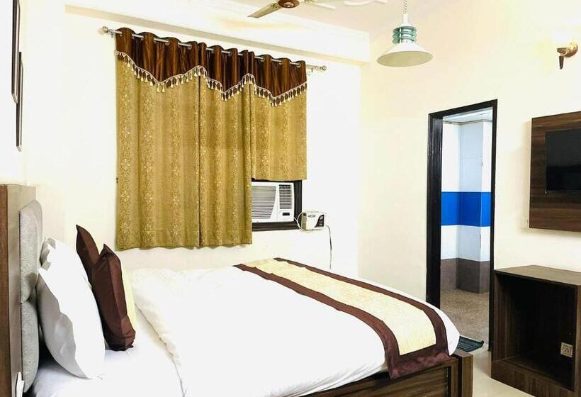 Номер Стандарт, Surya Inn