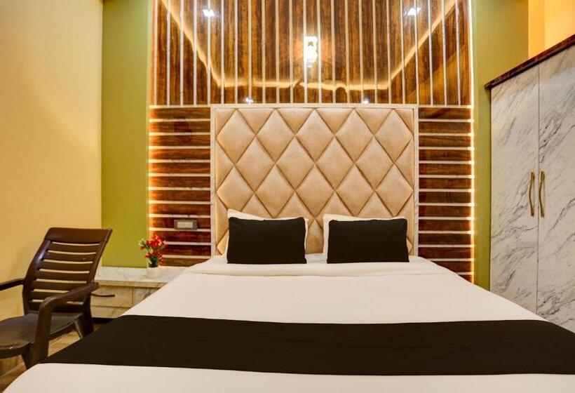 Трехместный Номер Классика, Oyo Hotel Ashok Vihar