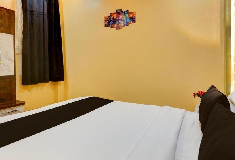 Трехместный Номер Классика, Oyo Hotel Ashok Vihar