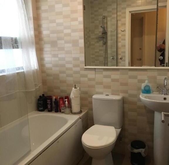اتاق اکونومی, Sandfield Private Rooms In King S Cross St Pancras
