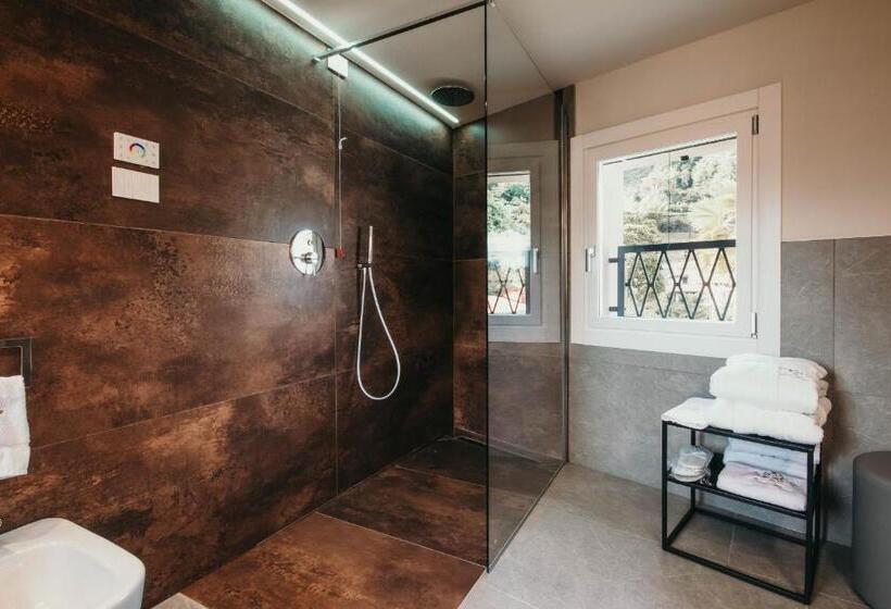 Номер Deluxe Вид на Сад, Gio Leo Guest House