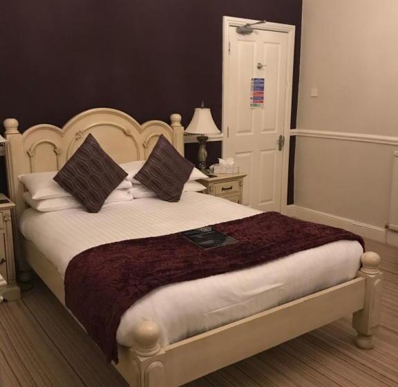 Номер Стандарт, Lauriston & Lawton Court
