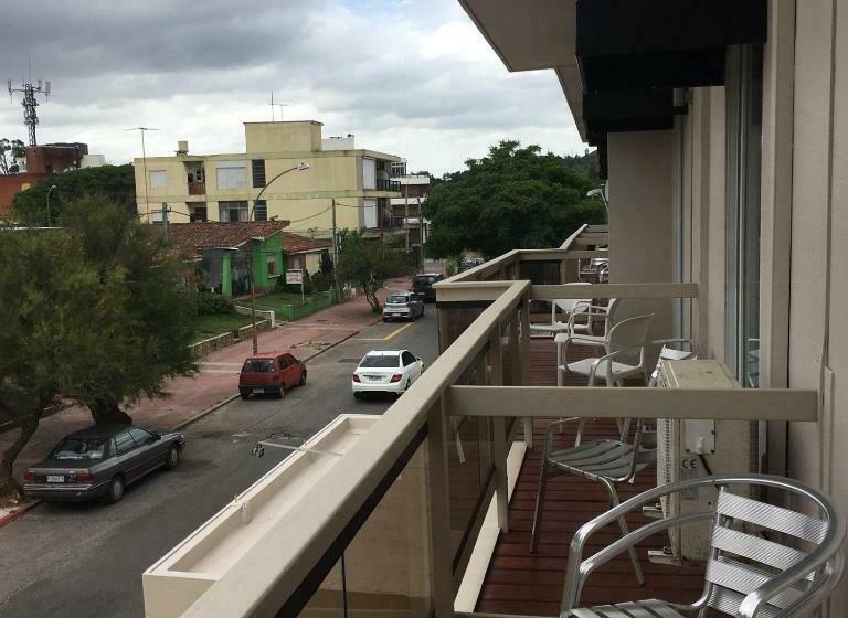 اتاق سوپریور با چشمانداز دریا, Rex Piriapolis