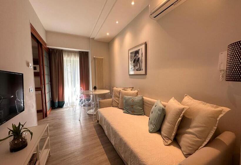 Апартаменты Комфорт 1 Спальня, Residence Lungomare   Charming Apartments