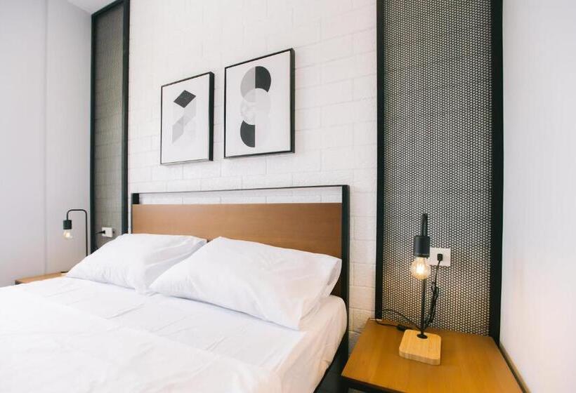 수피리어 룸, 10 Oxford Residences