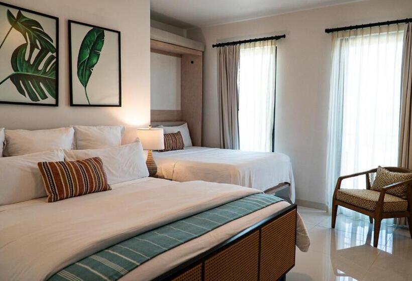 デラックスルーム, Flamboyan Hotel & Residences