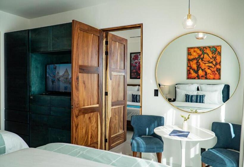 スーペリアールーム, Flamboyan Hotel & Residences