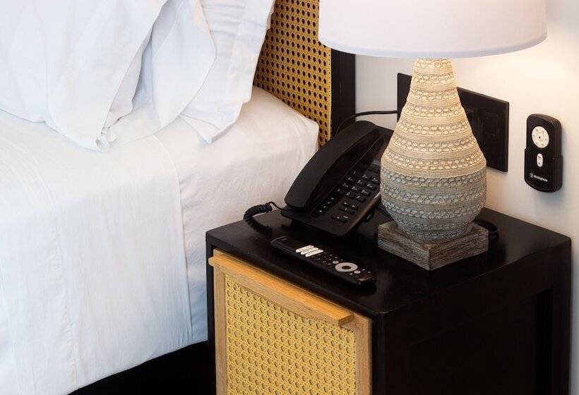 デラックスルーム, Flamboyan Hotel & Residences