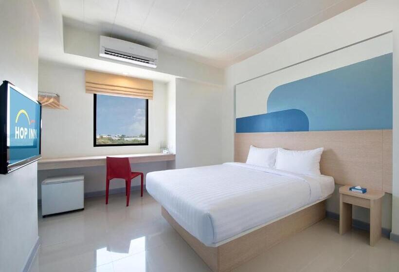 标准间带阳台, Hop Inn Suphanburi
