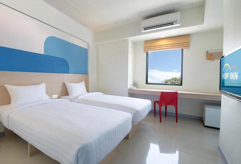 标准间带阳台, Hop Inn Suphanburi