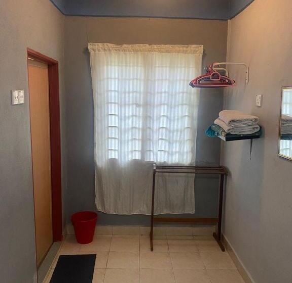 디럭스 패밀리 룸, Oyo 90910 Homestay D Lalang Inn