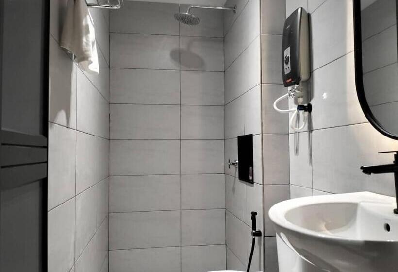 Президентский Люкс, Urban Inn, Salak Tinggi