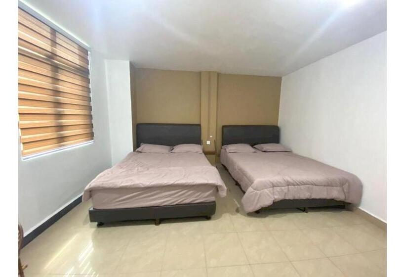 Люкс Премиум, Oyo 90857 Hotel Kong Jing