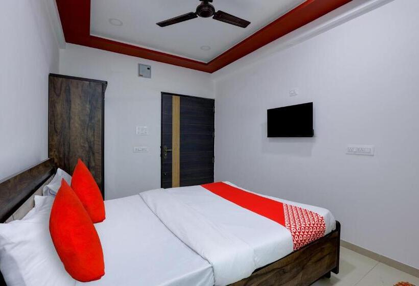三人经典房间, Oyo Hotel Good Luck