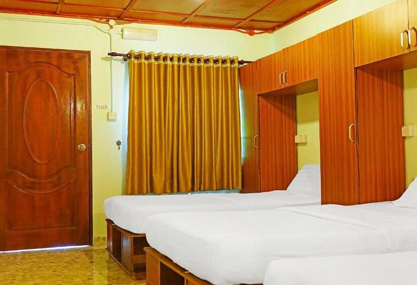 Family Suite, Capital O 90557 Dedsaan Beach Village