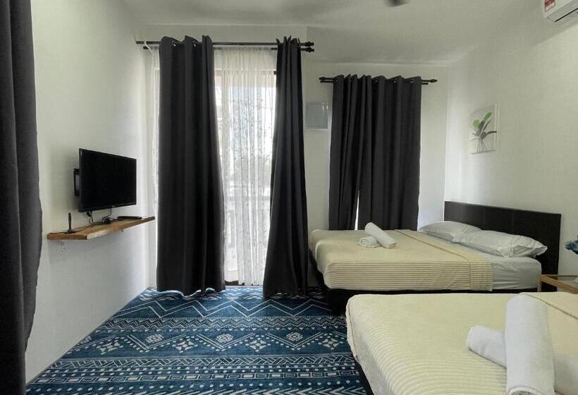 Номер Deluxe с Балконом, Suasana Stay & Homestay Near Umt Unisza Ipg Mrsm Kuala Nerus, Terengganu