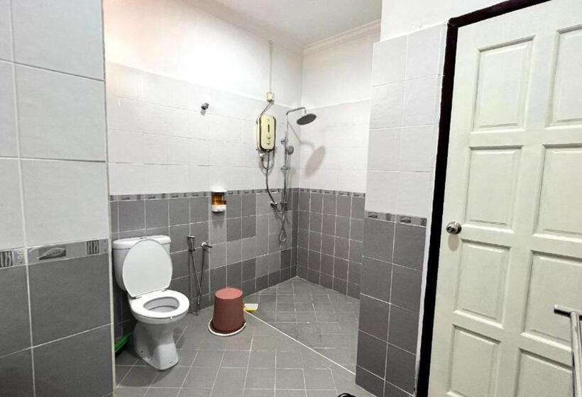 Номер Deluxe, Yb Guest House 4 Bilik 5 Katil