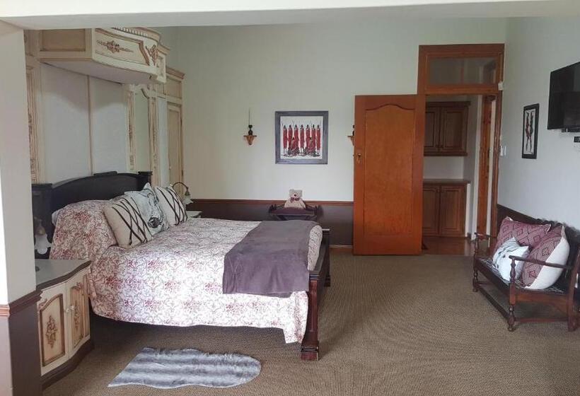 Люкс Кровать Кинг, Bleu Bird Guesthouse