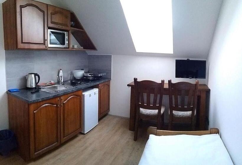 豪华套房, Apartmány šachty
