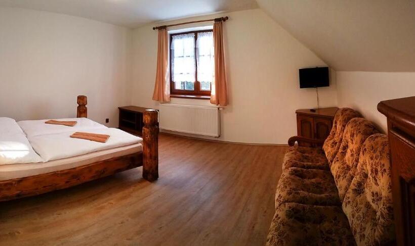 高级套房, Apartmány šachty