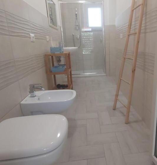 اتاق لوکس, B&b La Perla