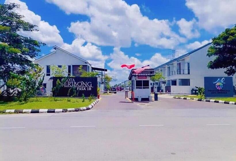 Дом 4 Спальни, Naira Homestay Kota Bharu ,wakaf Che Yeh 4 Bilik 3 Aircond