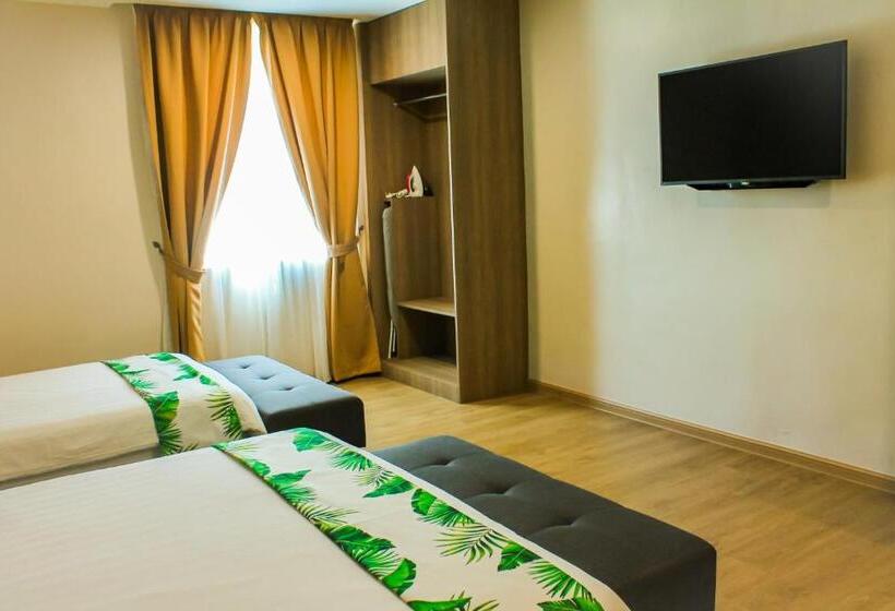 Трехместный Номер Deluxe, Savana Hotel & Serviced Apartments