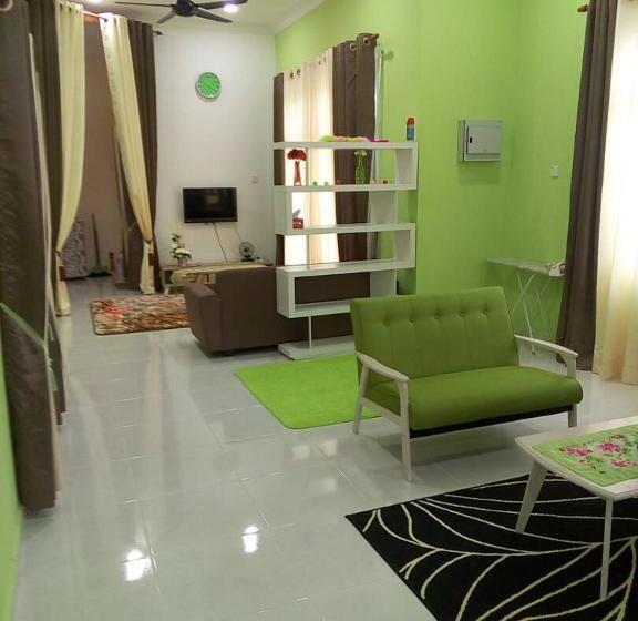 ویلای استاندارد 3 خوابه, Airport Kelantan Homestay & Transit