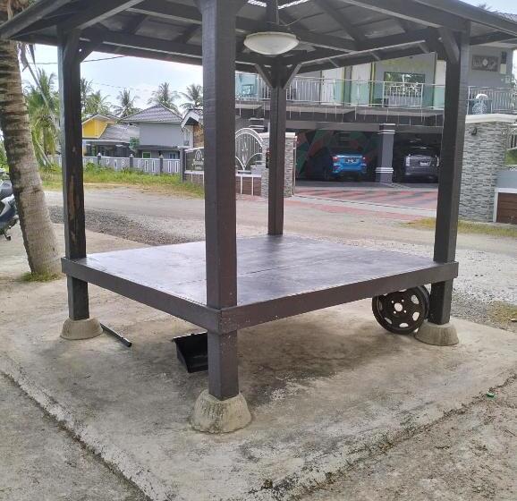 اتاق خانوادگی, Airport Kelantan Homestay & Transit