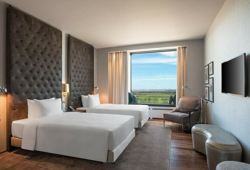 标准间, Hilton Saint Petersburg Expoforum