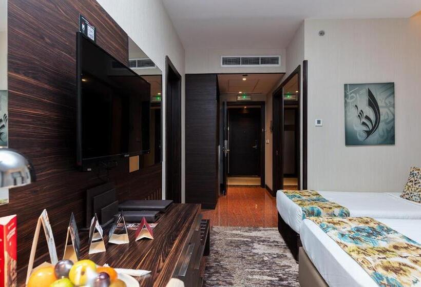 Номер Стандарт Трехместный, M Hotel Makkah By Millennium