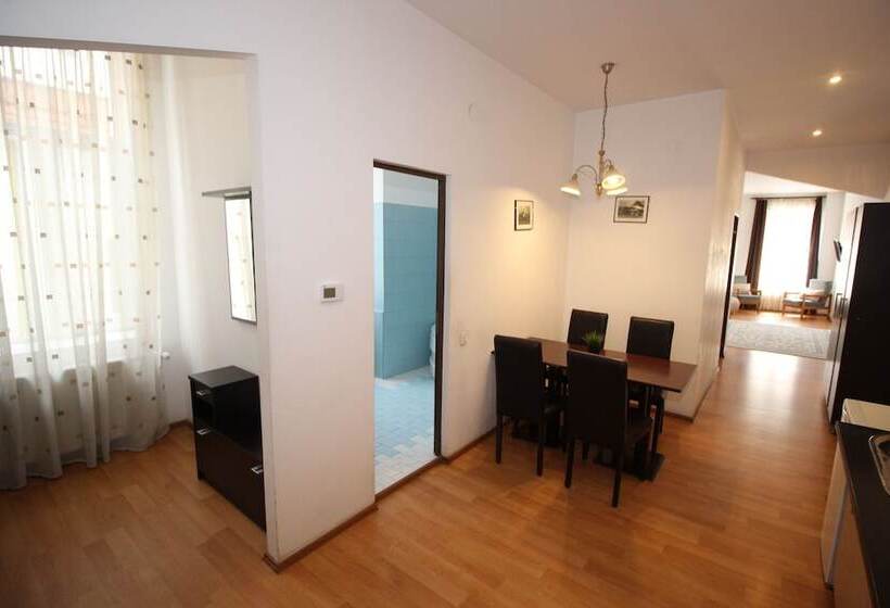 침실 1개 아파트, Main Square Apartments & More