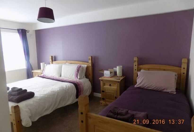 Семейный Номер, Cú Chulainns Accommodation