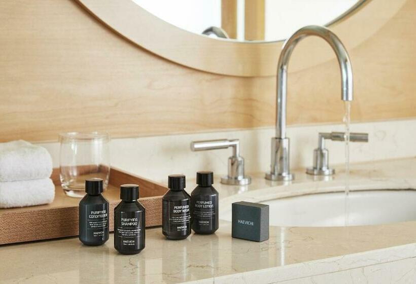Номер Deluxe, Haevichi Hotel & Resort Jeju