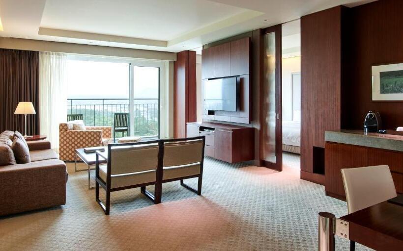 高级套房, Haevichi Hotel & Resort Jeju