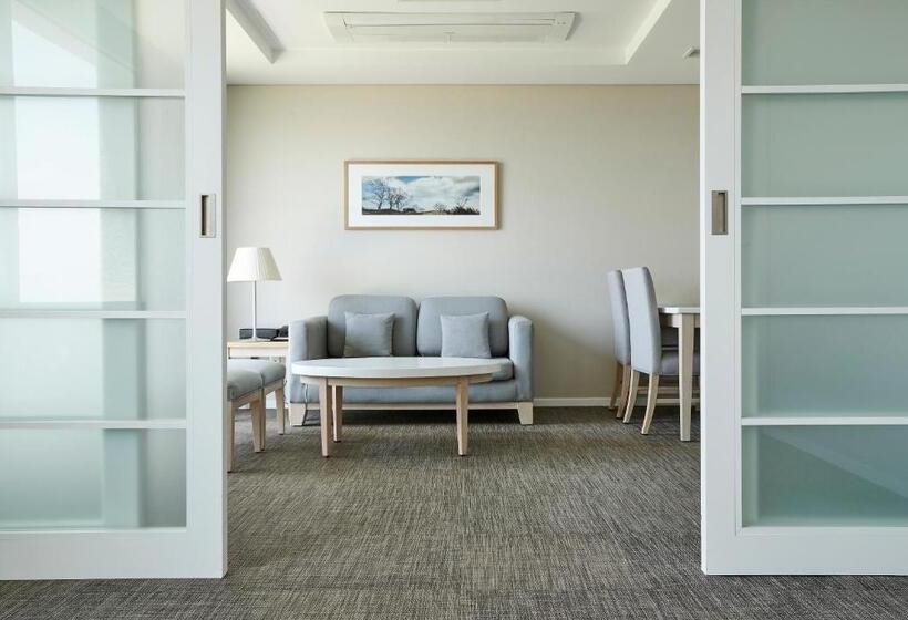 Номер Deluxe, Haevichi Hotel & Resort Jeju