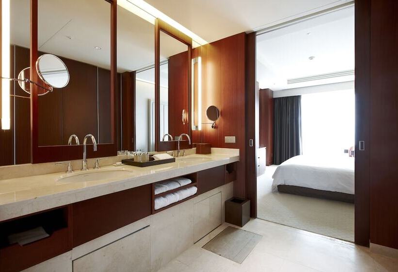 Люкс Superior, Haevichi Hotel & Resort Jeju
