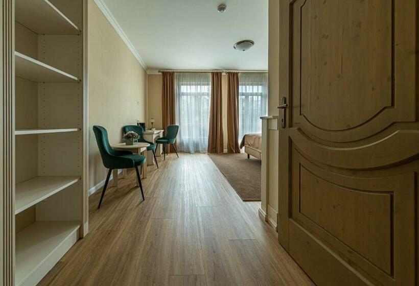 اتاق سوپریور, Wellness Hotel Pivovar Monopol