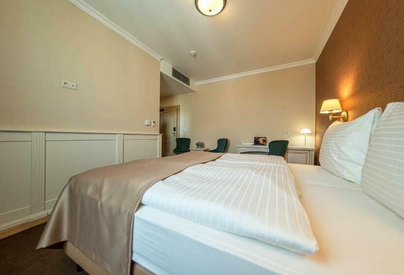 اتاق سوپریور, Wellness Hotel Pivovar Monopol