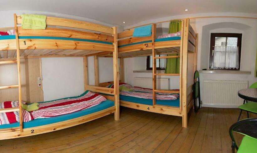 Кровать в Общей Комнате, Hostel Bad Goisern