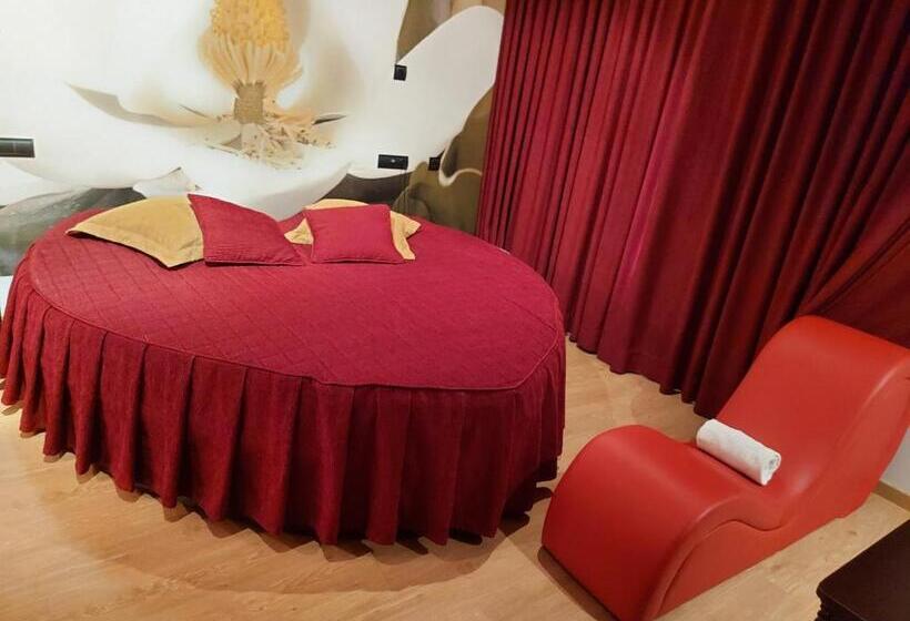 Люкс с гидромассажем, Motel Acropolis