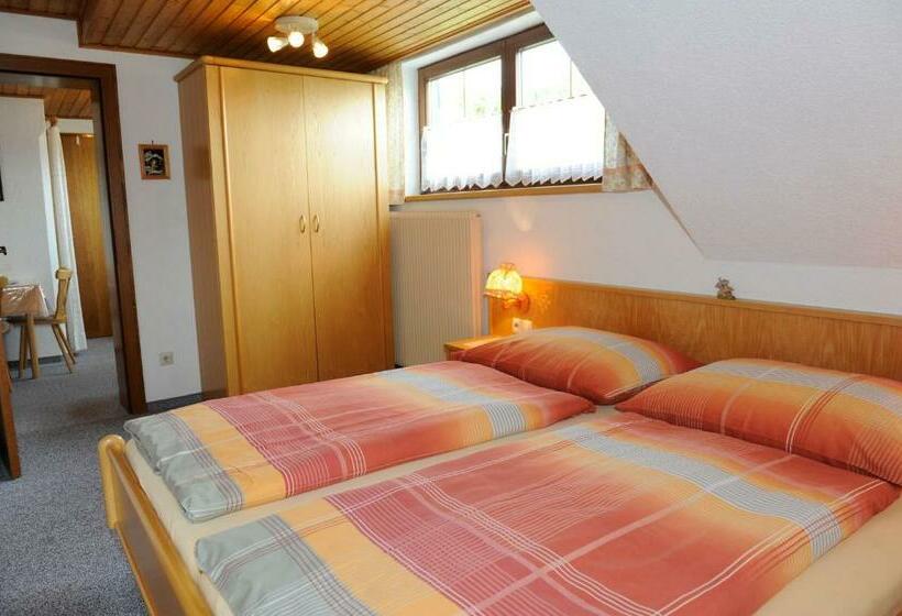 ファミリールーム, Haus Dorfer